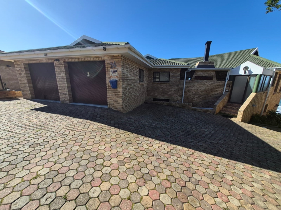 4 Bedroom Property for Sale in Dana Bay Western Cape